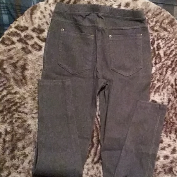 Small gray denim jeggings - Picture 3 of 3